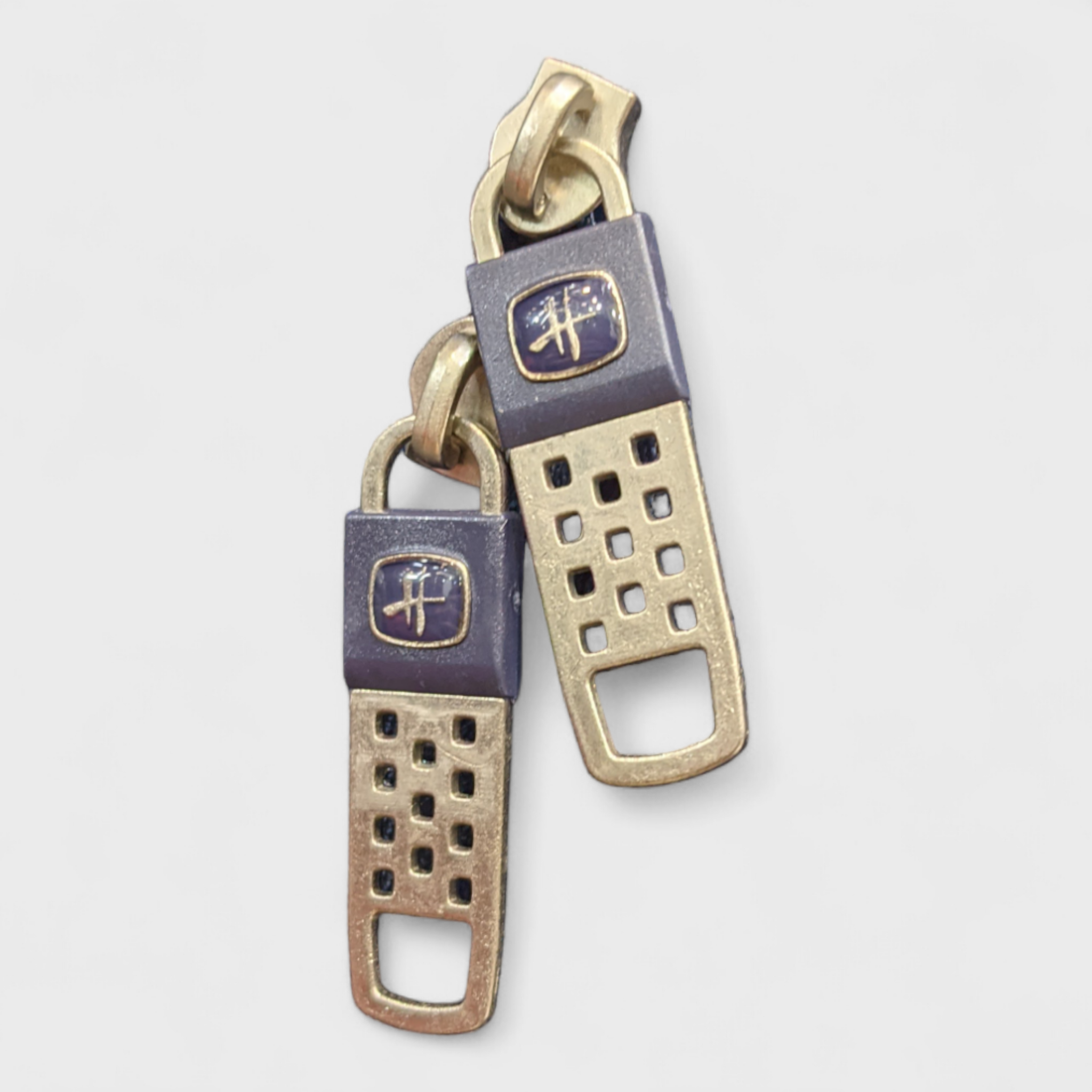 Hiver Soft Luggage | Outclass Quality | All Feature's - Haris Luggage