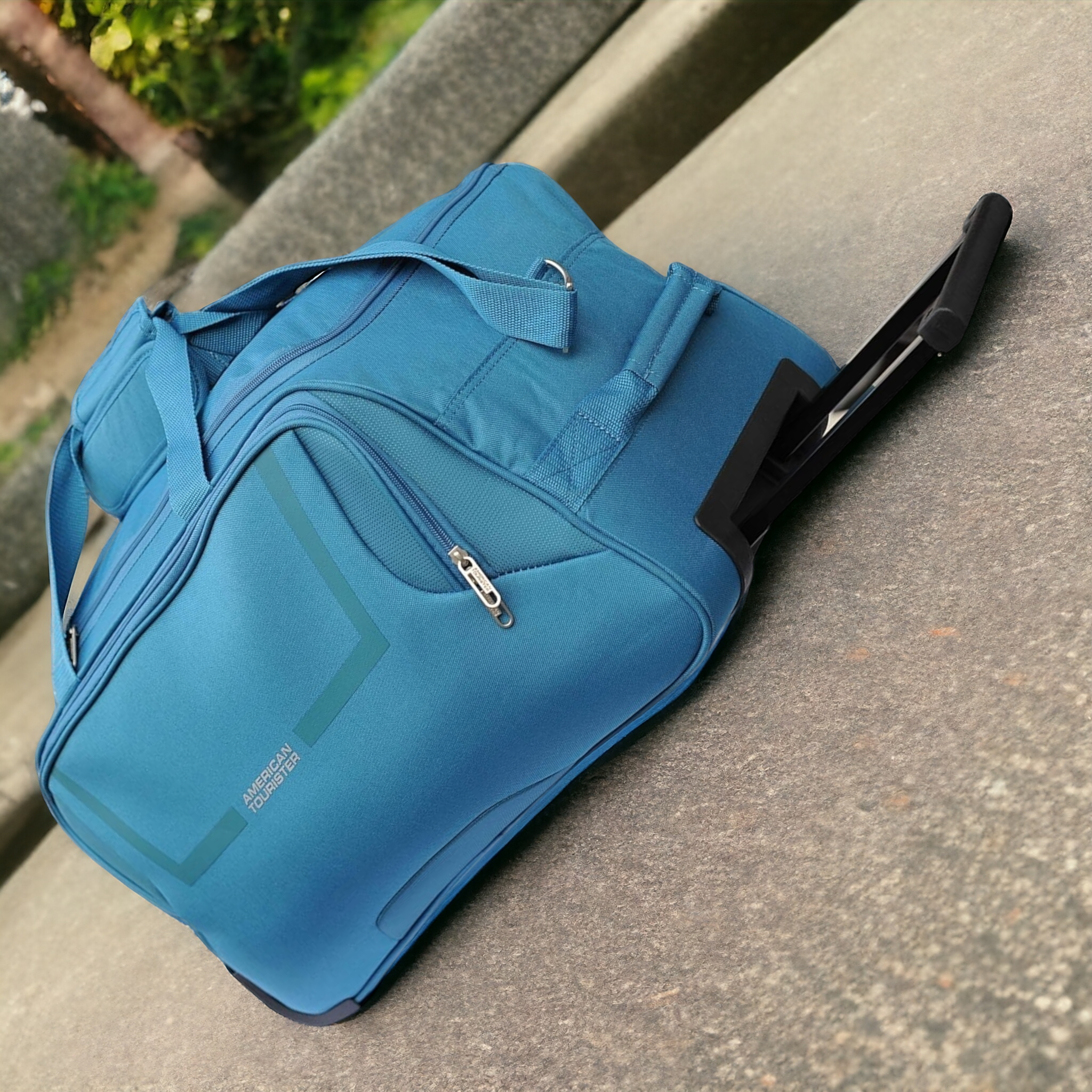 American Tourister Trolley Duffel Bag | Lightweight - Haris Luggage
