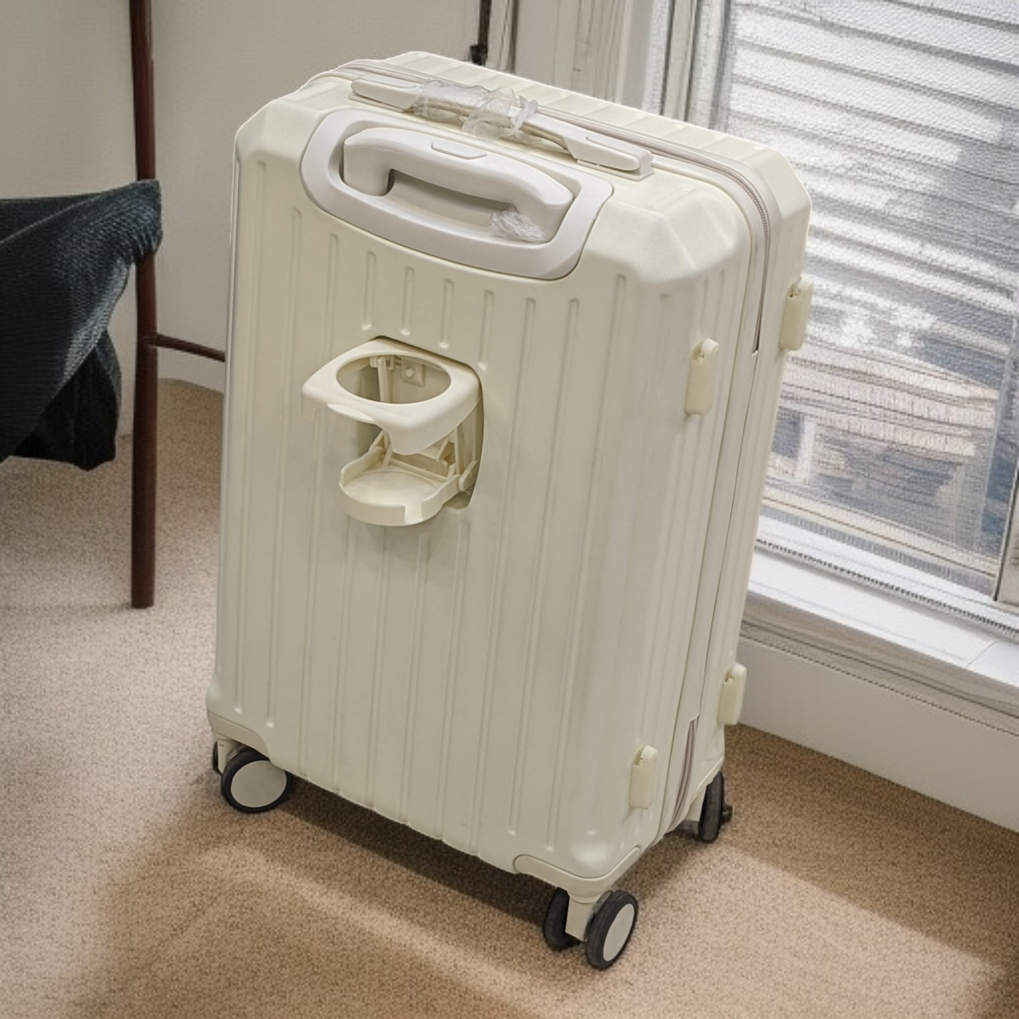 Cabin Trolley Luggage| Completely Silent Wheels | Glass Holder Feature
