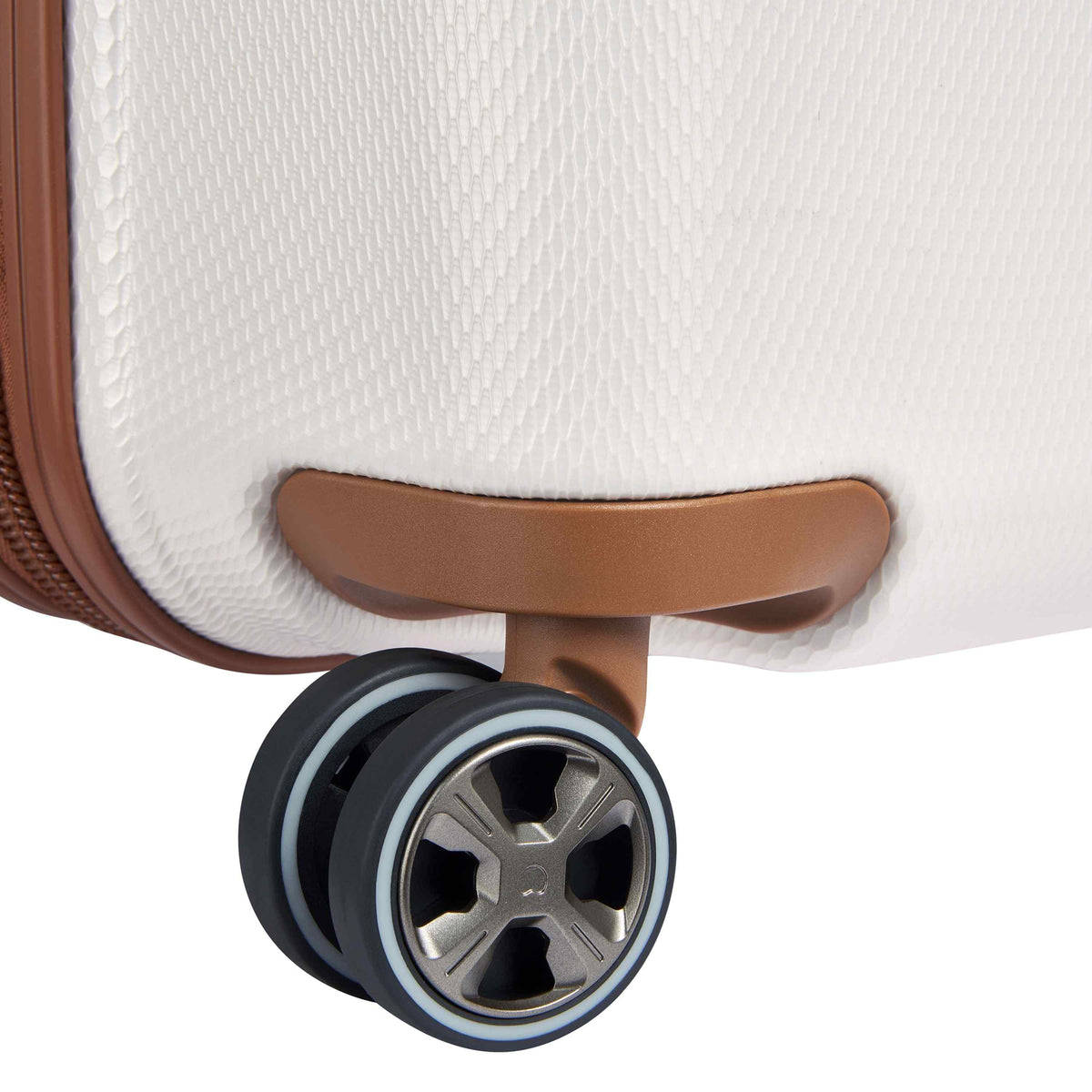 DELSEY FLANERIE SE - Premium Hardside Collection