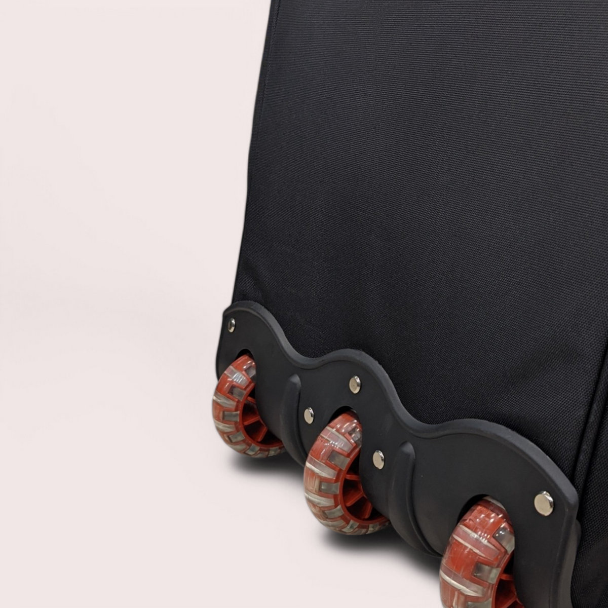 Premium Trolley Duffel Bag | 3 Concealed Wheels | Expandable - Haris Luggage
