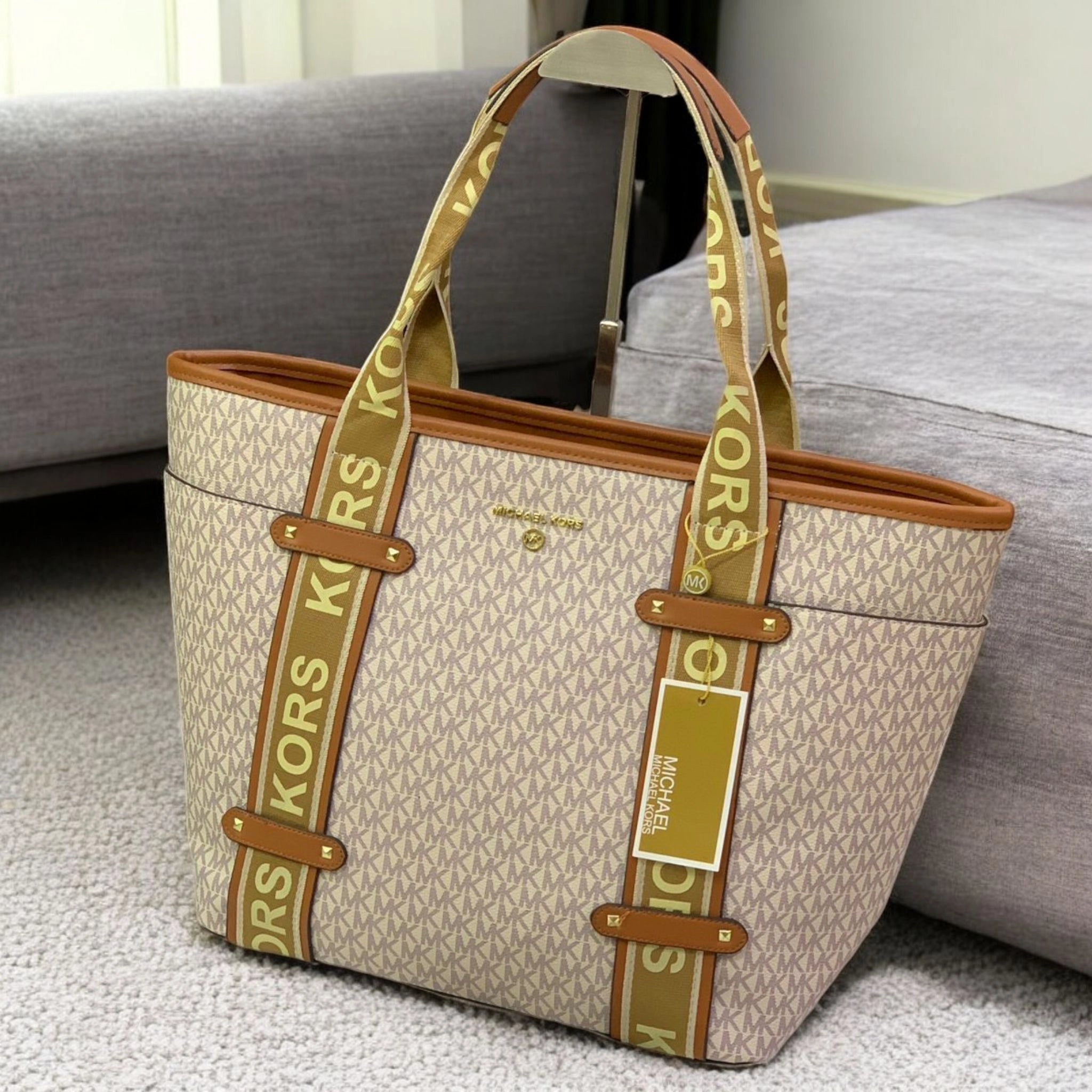 Michael Kors Large Premium Handbag | Imported Master Copy