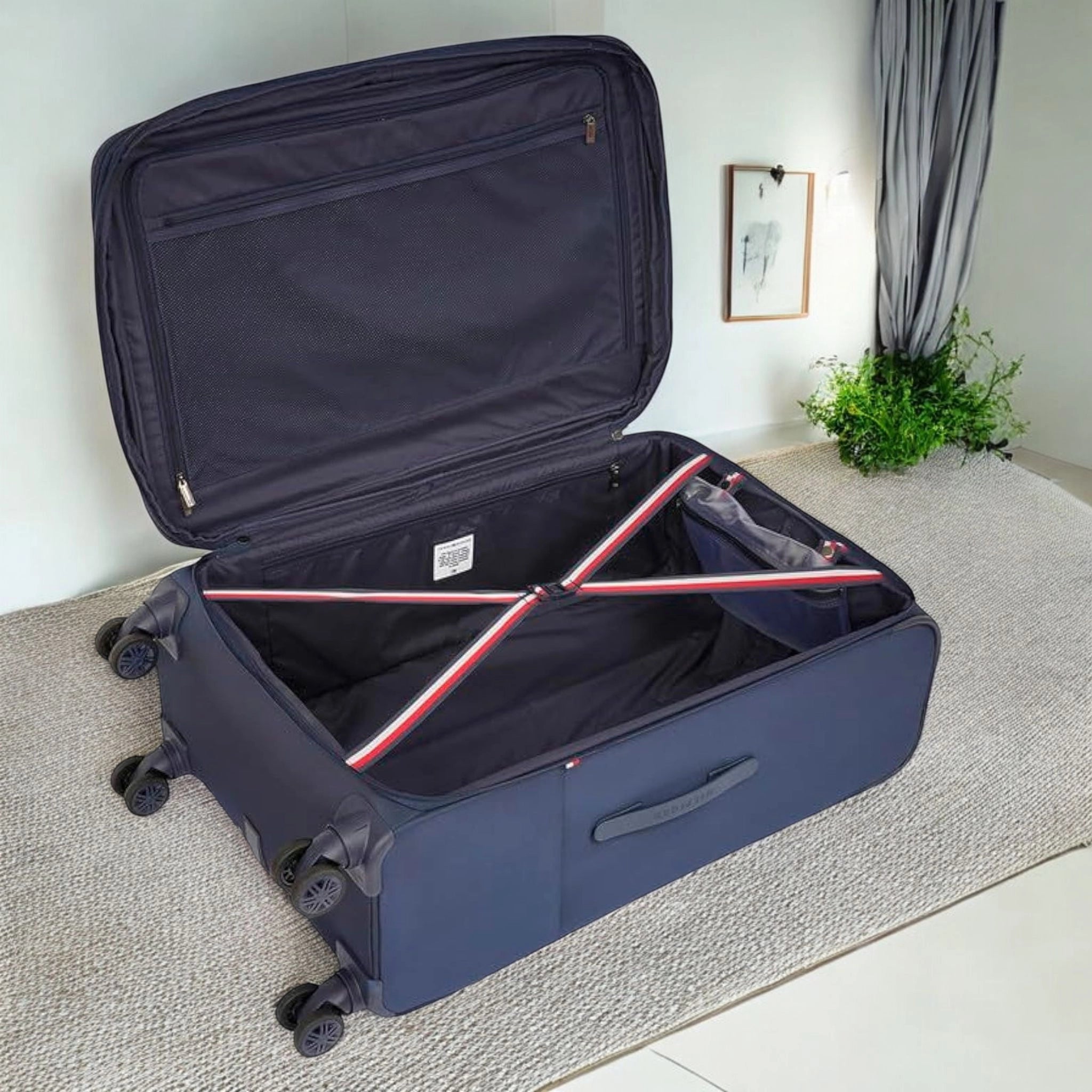 Original Tommy Hilfiger Soft Luggage | Premium Choice